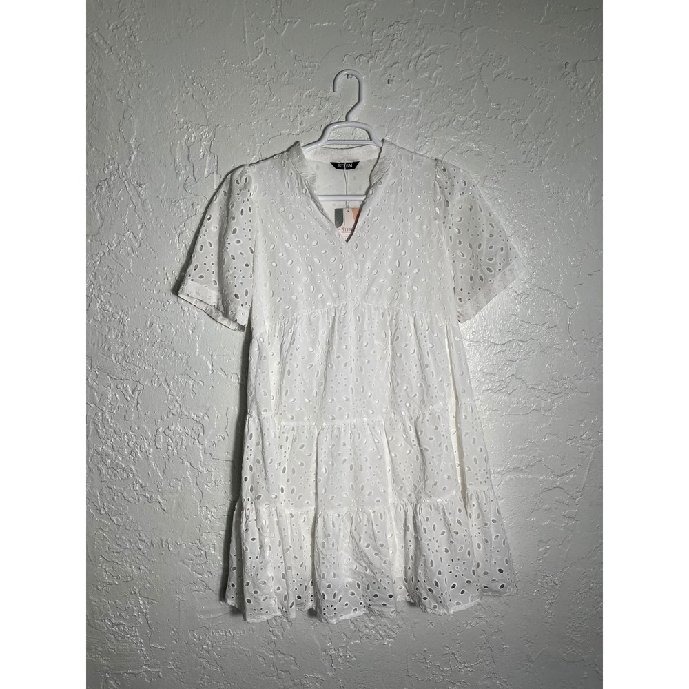 BTFBM White Eyelet Mini Dress Womens Medium Cotton Tiered Babydoll Short Sleeve
